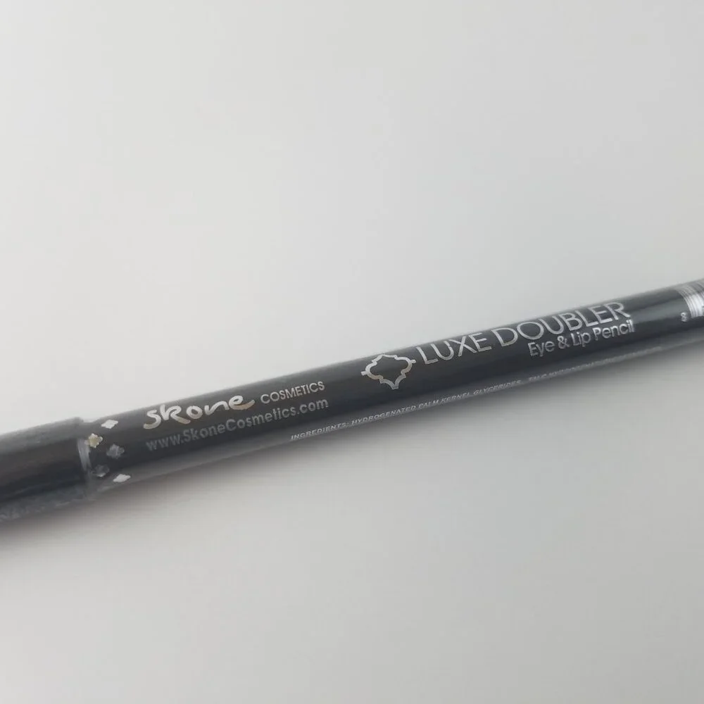 Skone Cosmetics Luxe Eye Pencil & Lip Pencil #18 - New & Sealed